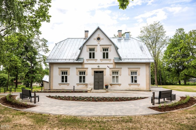 Haralda Medņa kultīzglītības centrs "Dziesmusvētku skola"